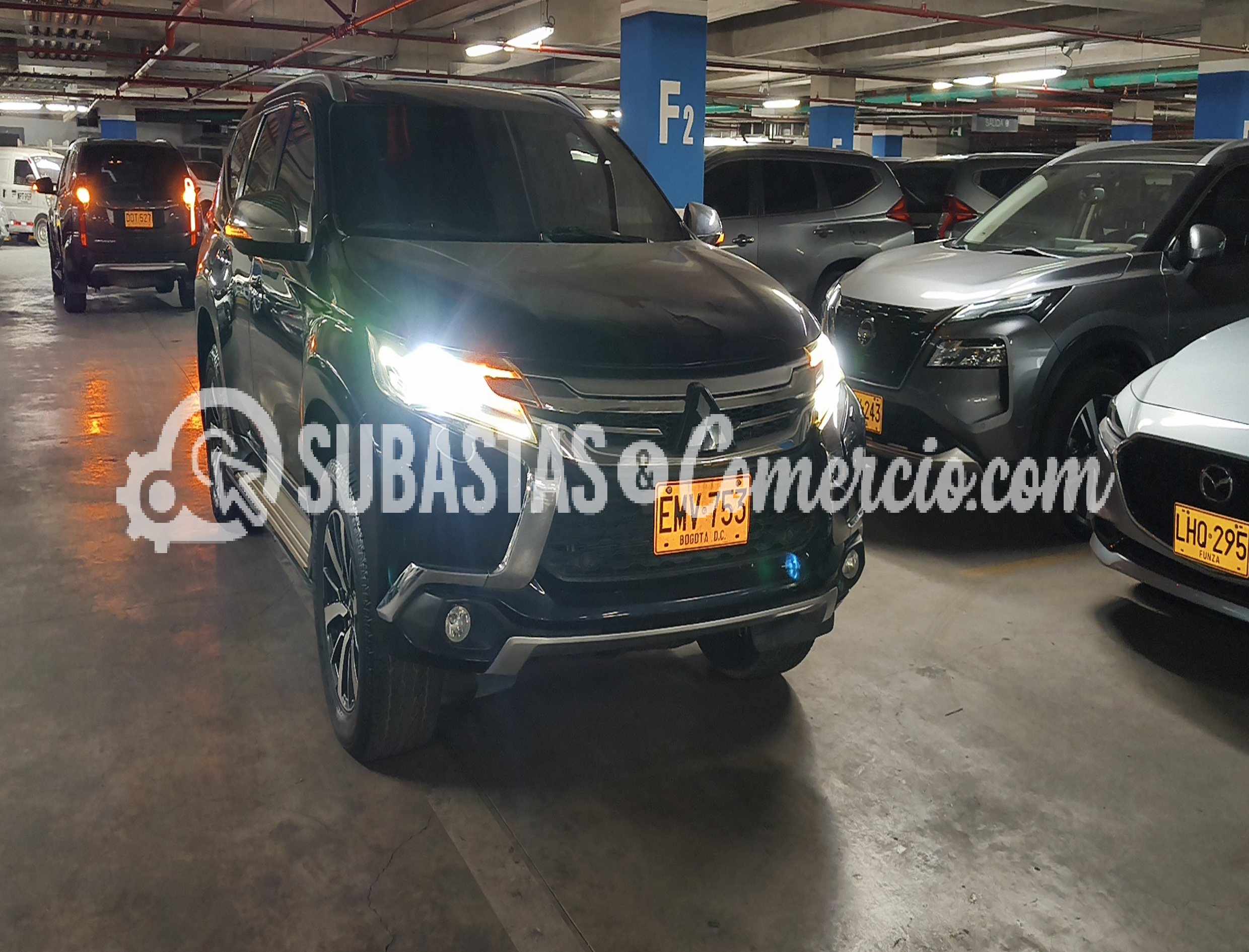Camioneta  Mitsubishi Montero sport 3,0